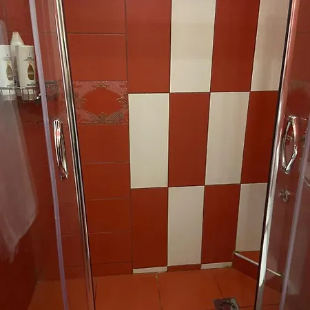 Comfy In Blloku Zone 2 * Tirana